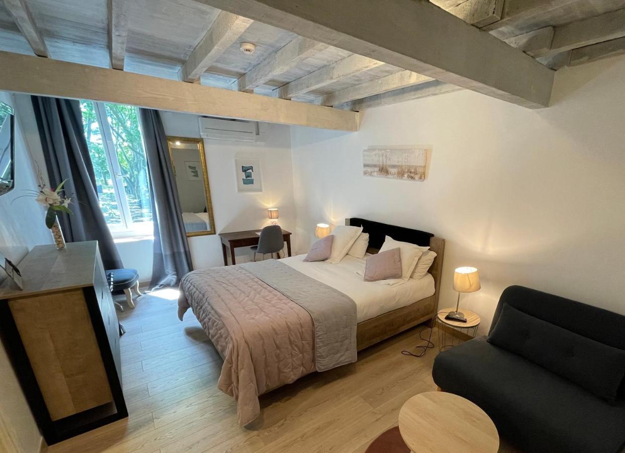Hotel Mas De Galoffre Νιμ Εξωτερικό φωτογραφία